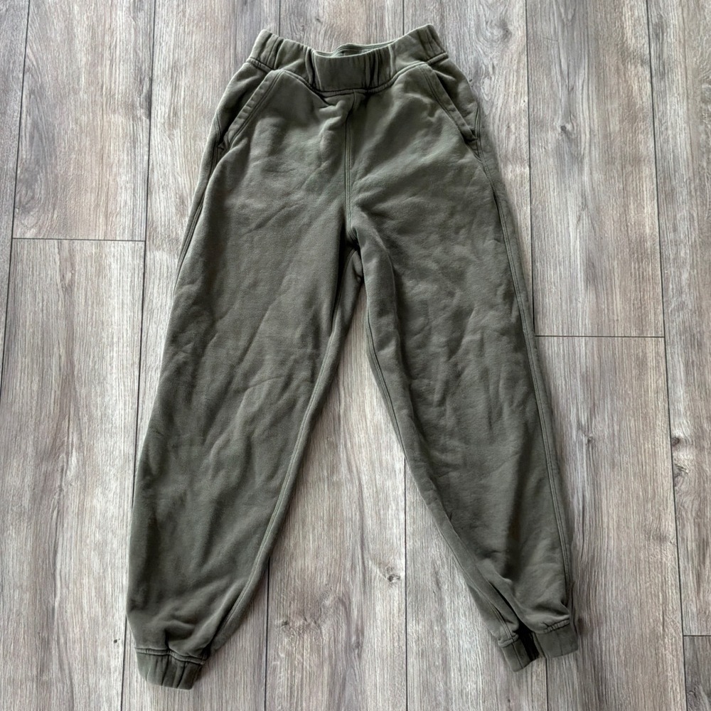 Lululemon Scuba High-Rise Jogger Olive Green Fleece Sweatpants Size 0 LW5DP9S